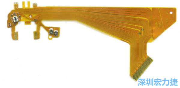 針對消費性電子產(chǎn)品的外型設(shè)計，F(xiàn)PC可以做任意形狀的適應(yīng)性線路設(shè)計。